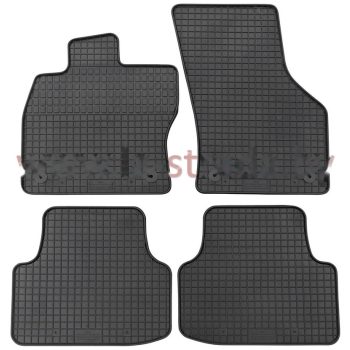 автомобильные коврики на 