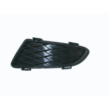 крышка противотуманной фары на MAZDA 6, 02.02 - 08.07