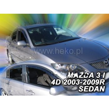ветровик на MAZDA 3