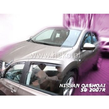 ветровик на NISSAN QASHQAI