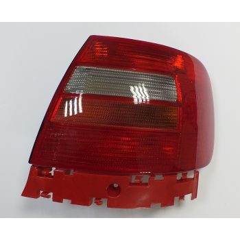 задний фонарь на AUDI (A4), 94 - 99