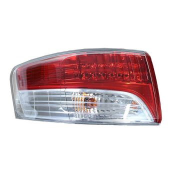 задний фонарь на TOYOTA AVENSIS, 09 -
